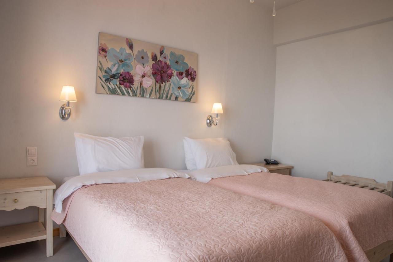 Marabou Hotel Chorefto Buitenkant foto